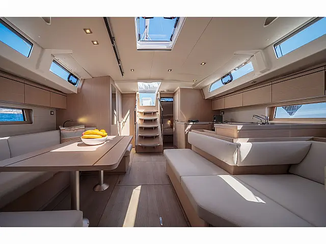 Oceanis 51.1 A/C & GEN & WM - [Internal image]