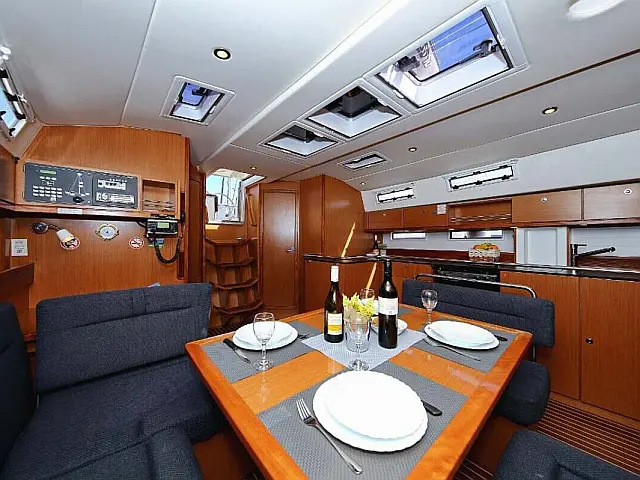Bavaria Cruiser 45 - [Internal image]
