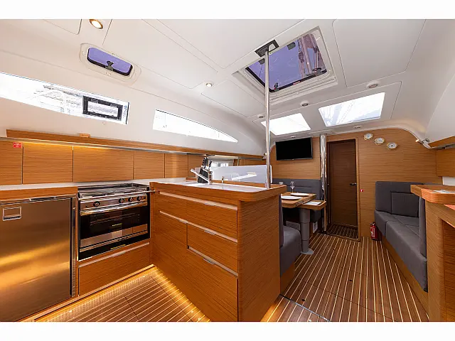 Elan 45 Impression - with AC - [Internal image]