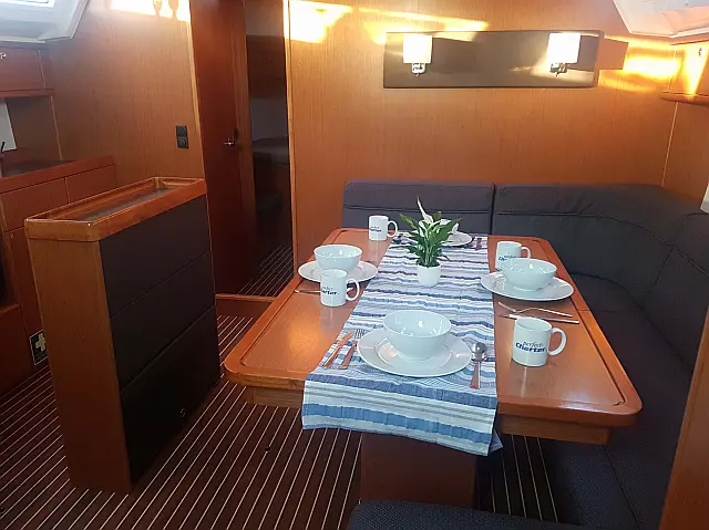 Bavaria 46 - [Internal image]