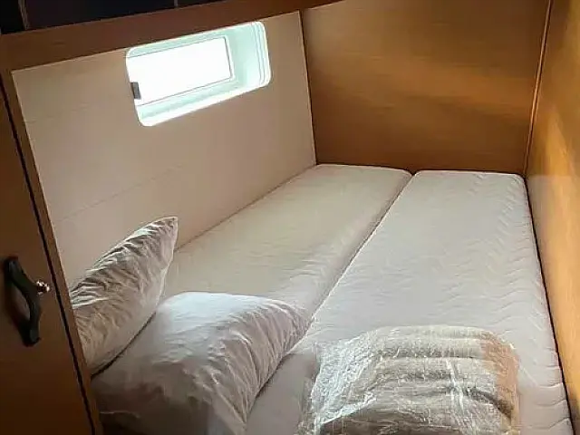 Jeanneau 54 - [Internal image]