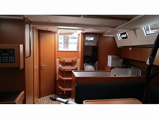 Bavaria C45 - [Internal image]