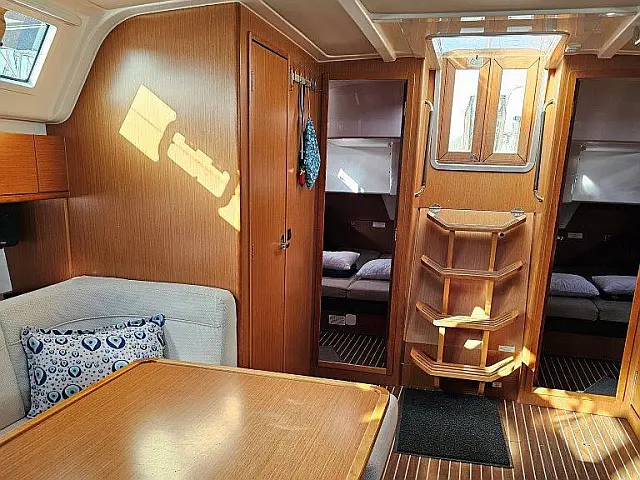 Bavaria 51 Cruiser - [Internal image]