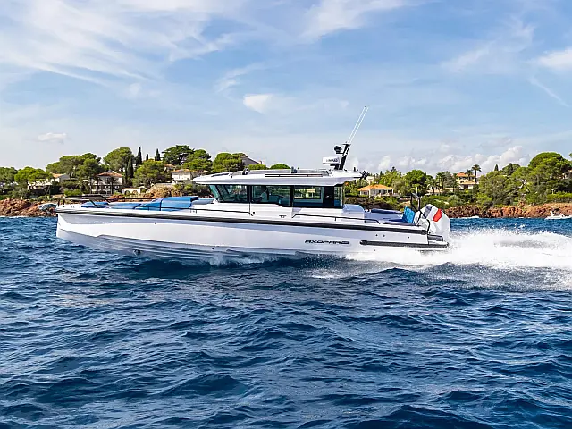 Axopar 37 XC Cross Cabin - [External image]