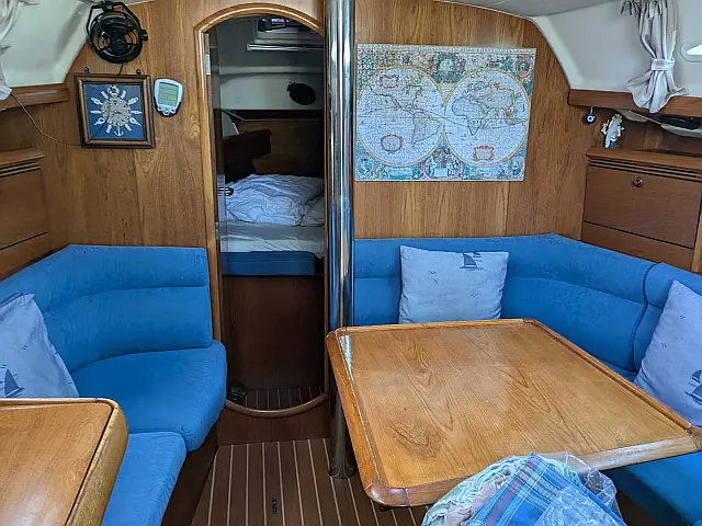 Sun Odyssey 37 - [Internal image]