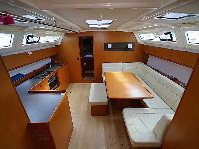 Bavaria Cruiser 46 - [Internal image]