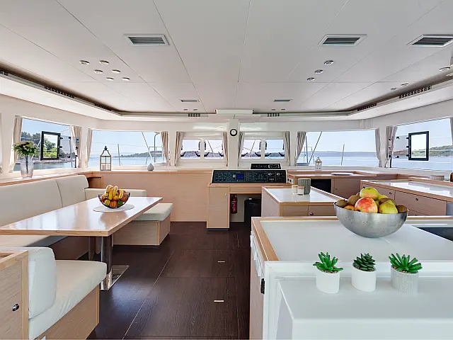 Lagoon 560 - [Internal image]