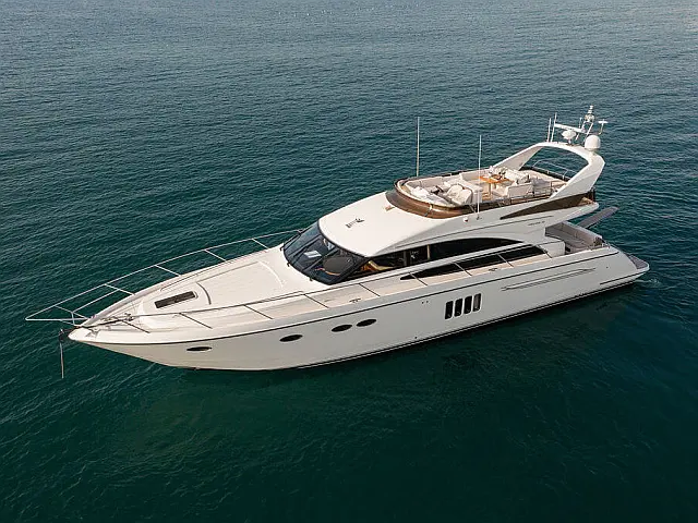 Princess 62 Fly - [External image]
