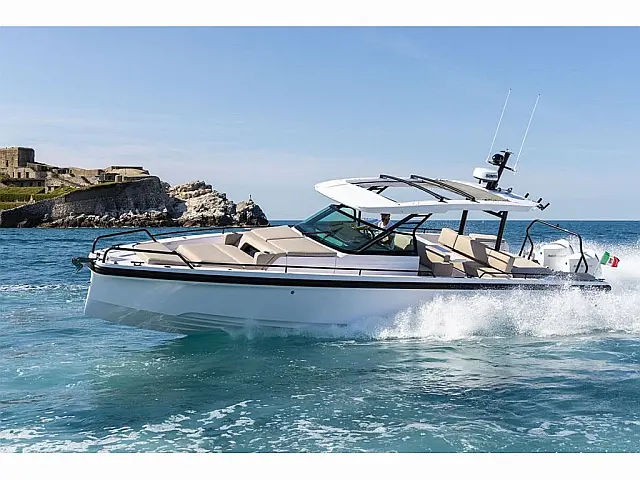 Axopar 37 Mediteranna - [Layout image]