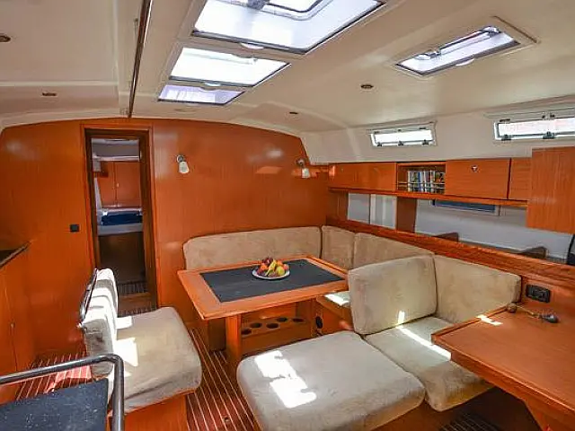 Bavaria Cruiser 45 - [Internal image]