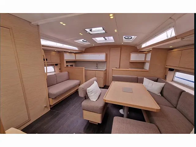 Dufour 470 - [Internal image]