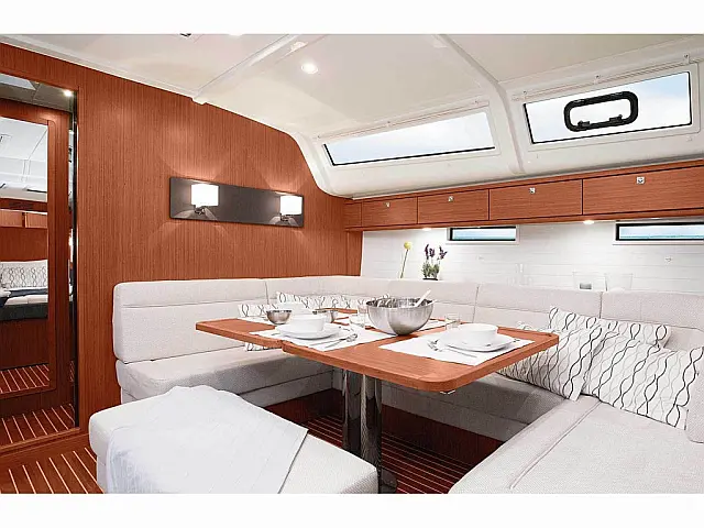 Bavaria Cruiser 51 - [Internal image]