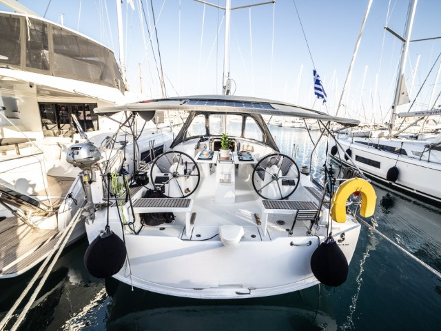 Oceanis 38.1 (3 cab.) - [External image]