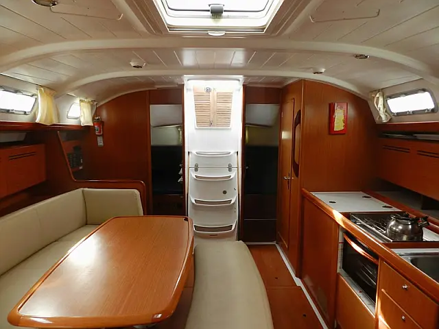 Cyclades 43.4 (4 cab.) - [Internal image]