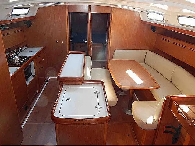 Oceanis 54 (5 cab.) - [Internal image]