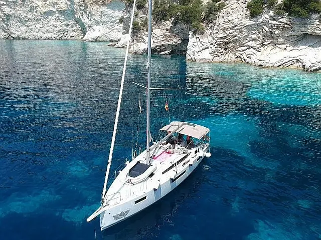 Sun Odyssey 410 (3 cab.) - [External image]