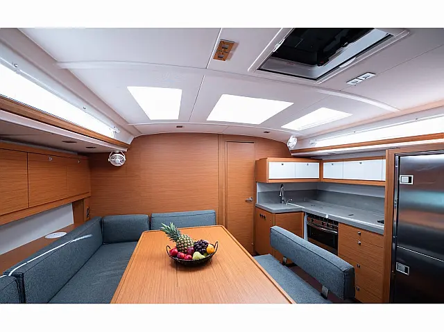 Dufour 470 - [Internal image]
