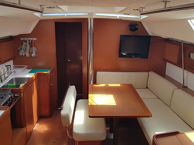 Oceanis 46 (4 cab.) - [Internal image]
