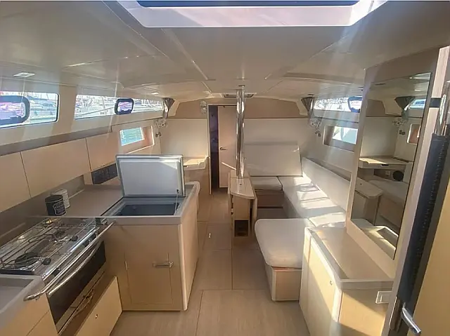 Oceanis 41.1 (3 cab.) - [Internal image]