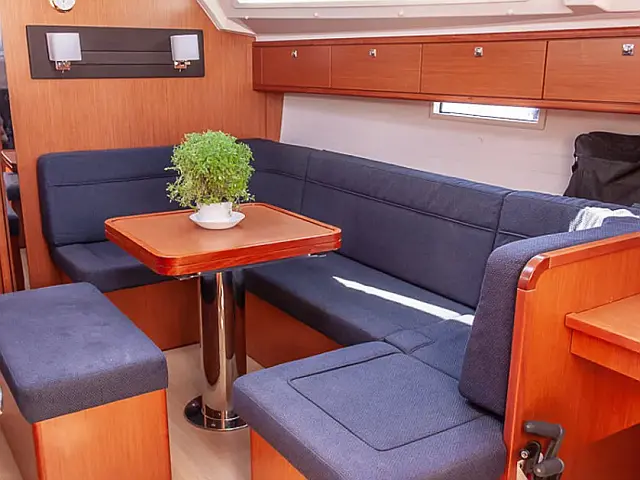 Bavaria Cruiser 41 (3 cab.) - [Internal image]
