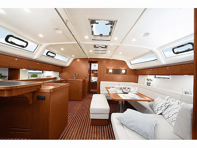 Bavaria 51 BT '15 - [Internal image]