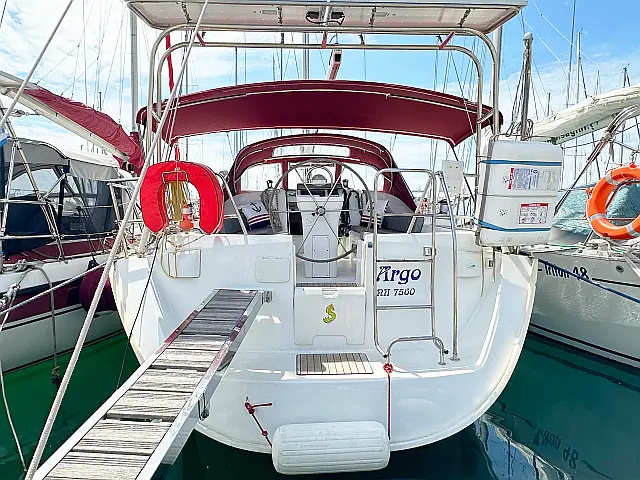 Oceanis Clipper 393 - [External image]