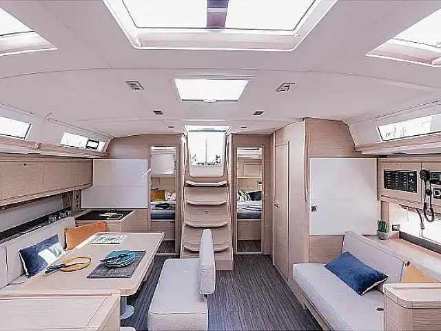 Dufour 470 - [Internal image]