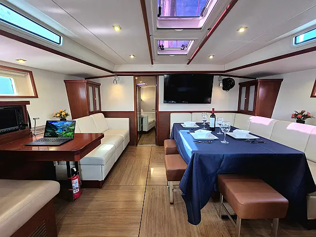 Hanse 630e - [Internal image]