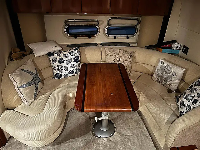 Sealine S38 - [Internal image]