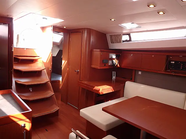 Oceanis 48 - [Internal image]