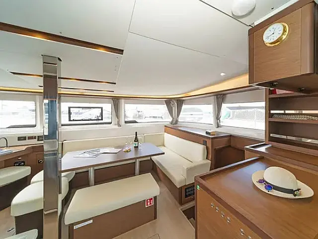 Lagoon 46 - [Internal image]