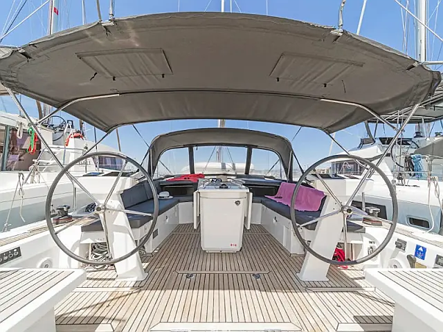 Oceanis 46.1 - [External image]