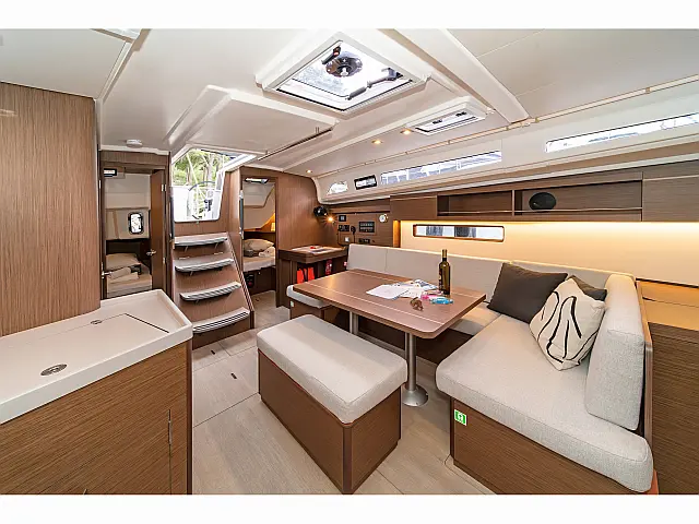 Oceanis 40.1  - [Internal image]