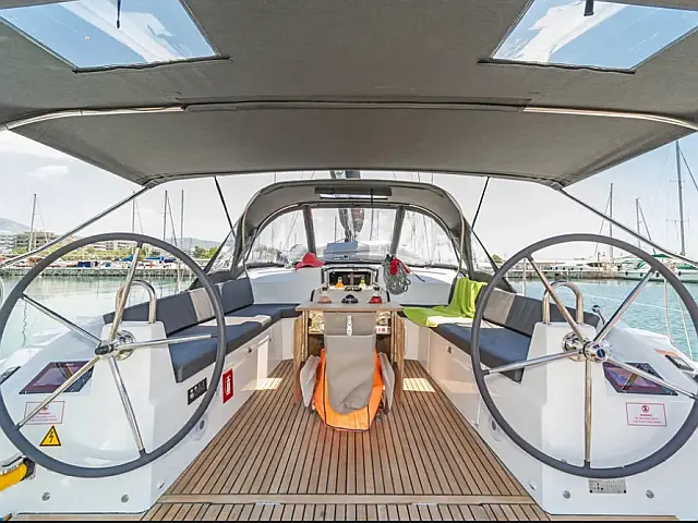 Oceanis 40.1 - [External image]