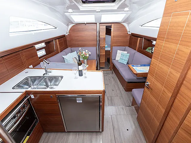 Elan 40.1 - [Internal image]