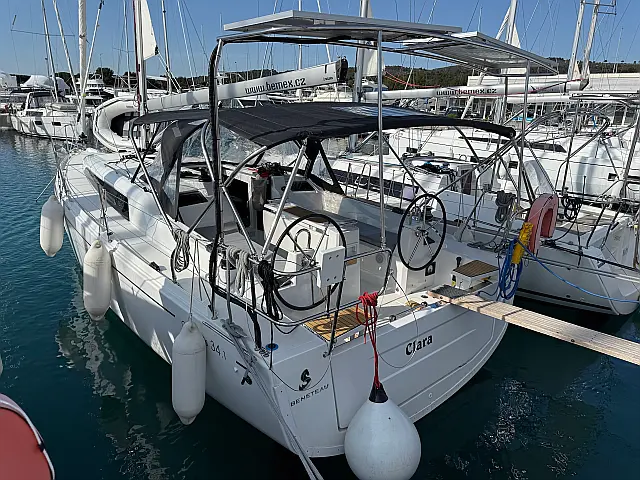 Oceanis 34.1 - [External image]