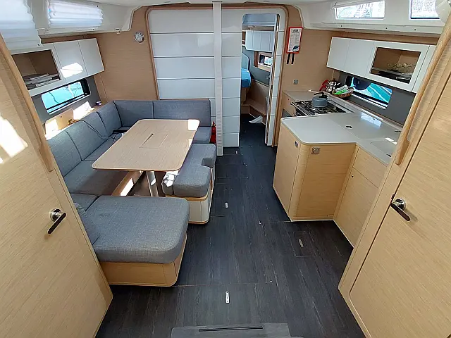 Dufour 41 - [Internal image]