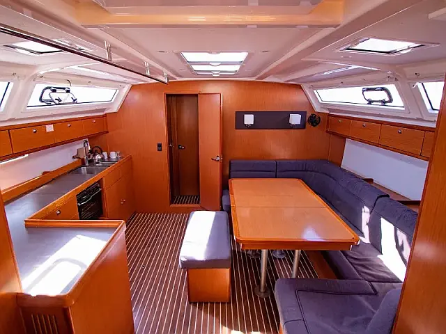 Bavaria 46 Cruiser - [Internal image]