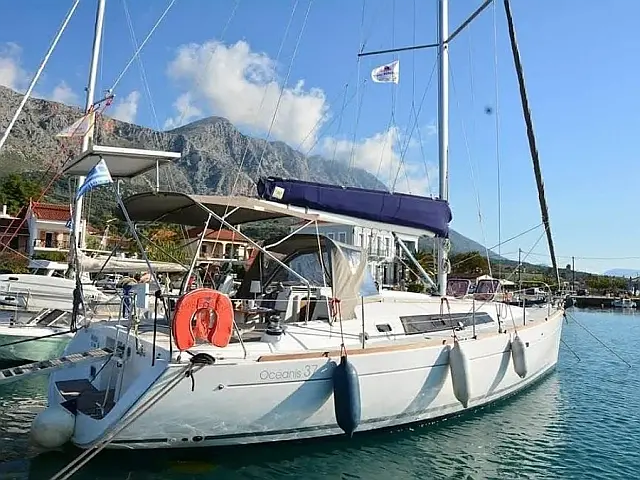Oceanis 37 - [External image]