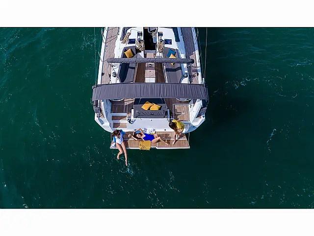 Dufour 470 (4+1) - [External image]