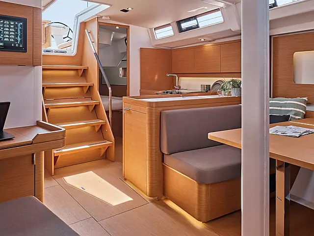 First 44 - [Internal image]