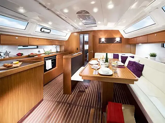 Bavaria C46 - [Internal image]