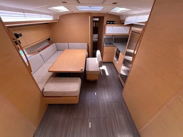 Dufour 470 - [Internal image]