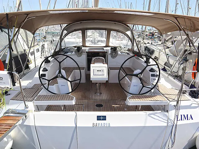 Bavaria C42 /3cab - [External image]