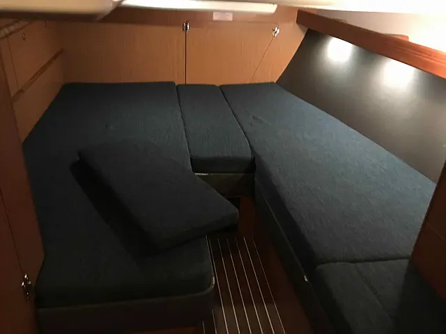 Bavaria Cruiser 56 /6cab - [Internal image]