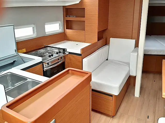 Sun Odyssey 410 /3cab - [Internal image]