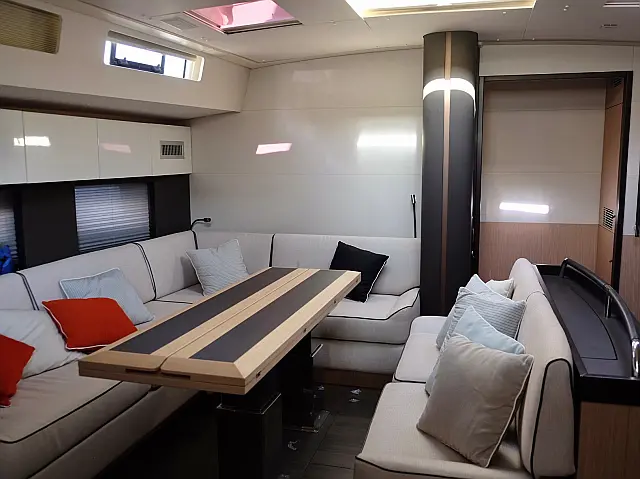Oceanis Yacht 62 - [Internal image]