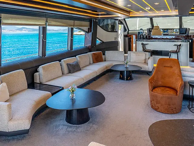 Super Luxury Motor Yacht - [Internal image]