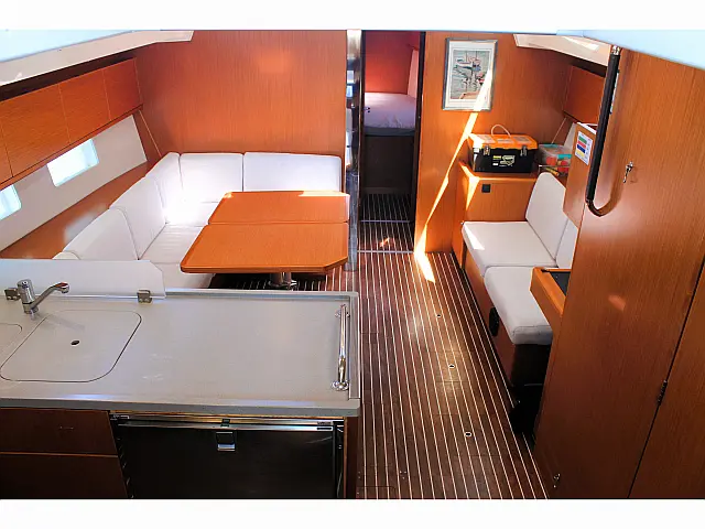 Bavaria C45 Style - [Internal image]