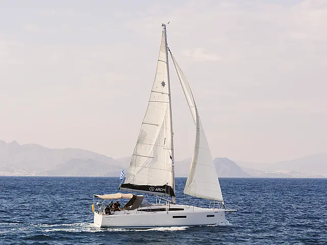 Sun Odyssey 380 - [External image]